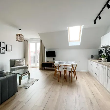 Latarnia Apartment *